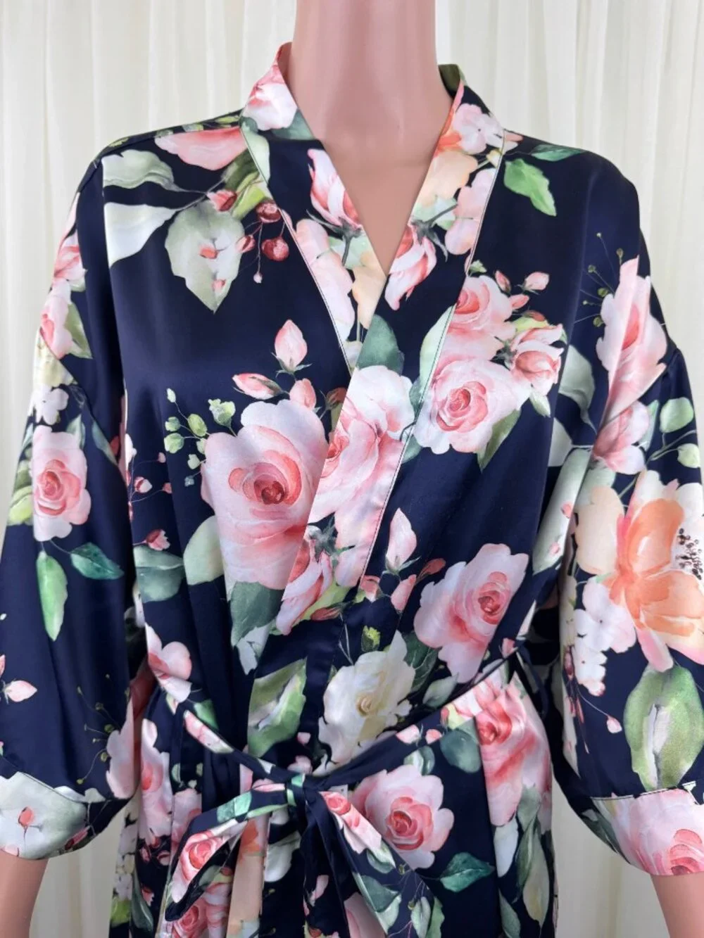 Turquaz Carmen Floral Satin Kimono Robe Navy Blue Rose Wrap Tie Waist Sz LG